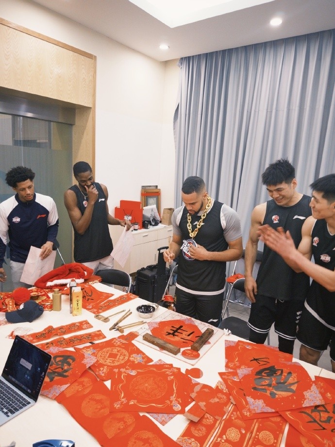 v站-广州龙狮新年花絮剧透第二弹 新年的脚步越来越近啦