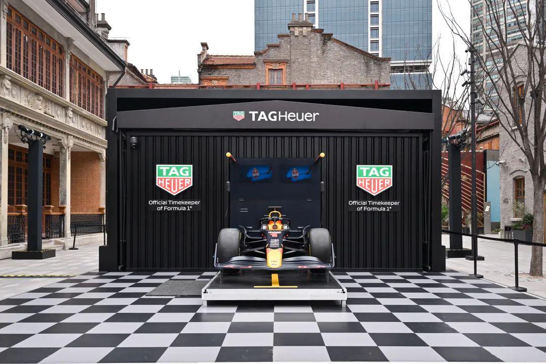 v体育-从乐高积木到腕表美妆，F1品牌合作正走出赛场
